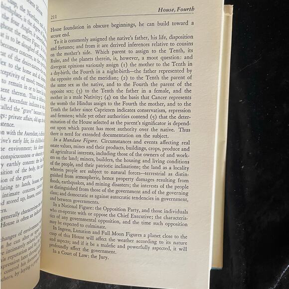 Encyclopedia of Astrology by Nicholas Devore | 1947 | Vintage Metaphysical Book - Picture 4 of 15